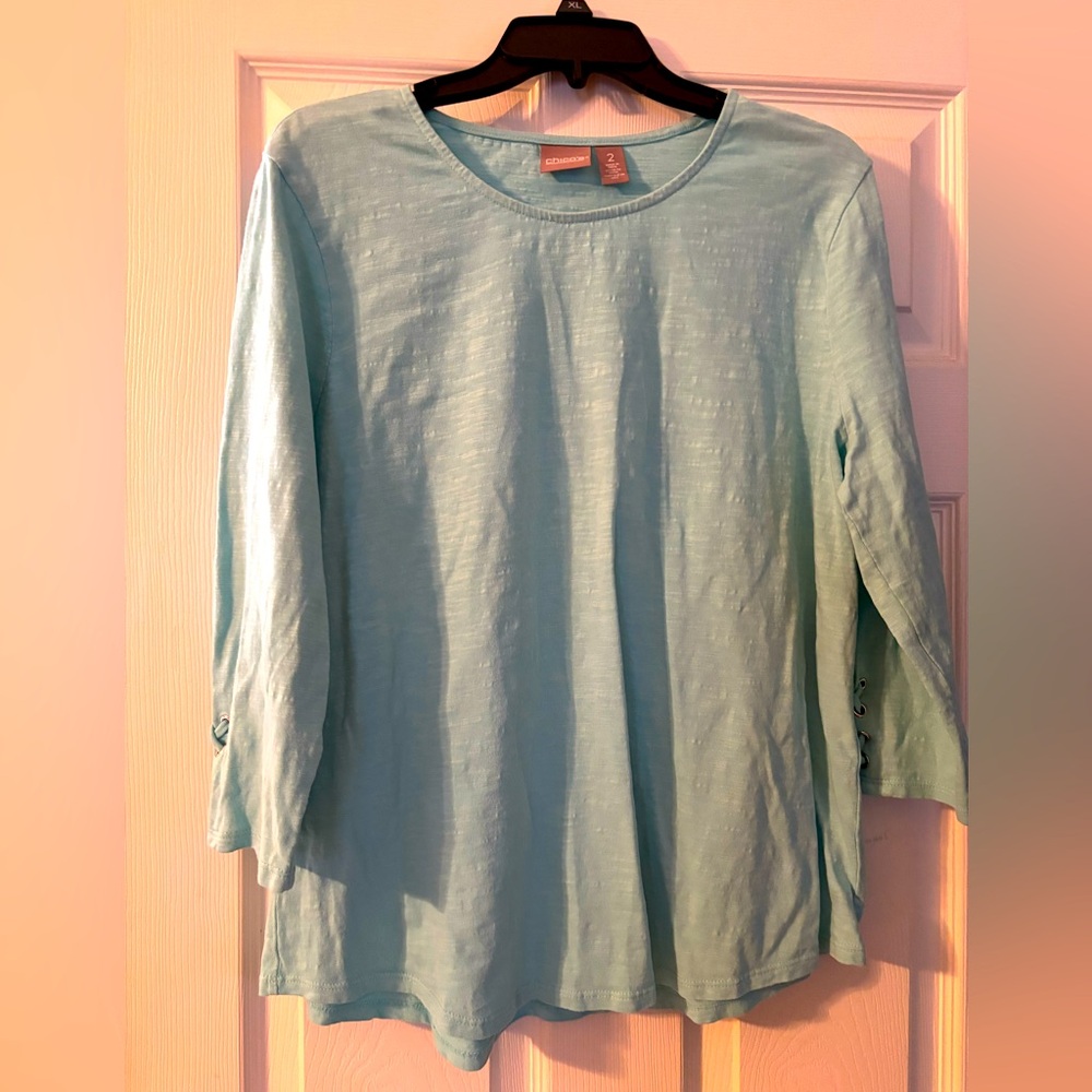 Like new Chico’s brand aqua top. Size 2.